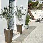 Aeolian Blu 6 Apartment