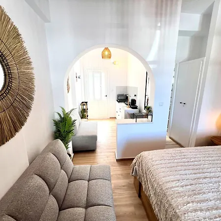 Aeolian Blu 6 Parikia (Paros)