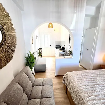Aeolian Blu 6 Apartment *
